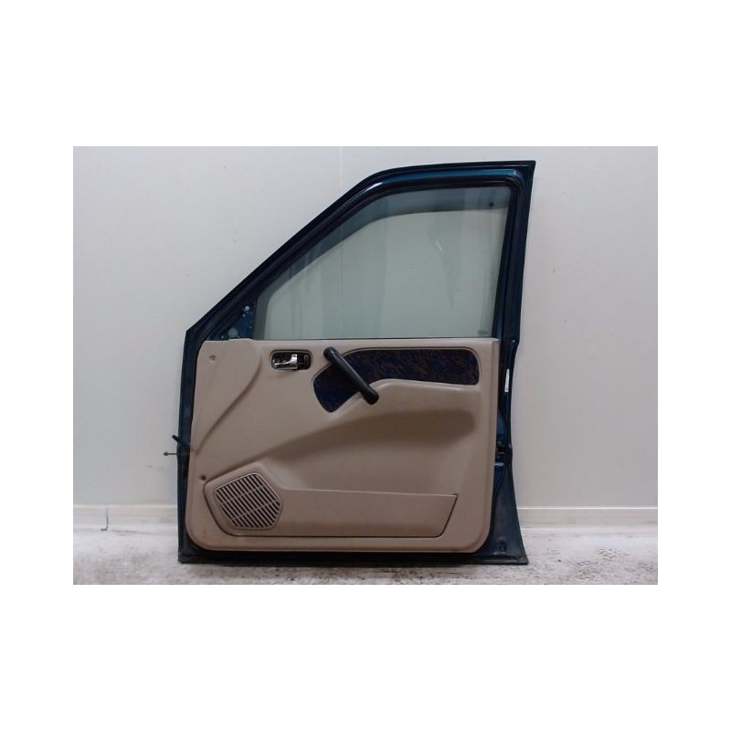 PORTE AVANT DROIT NISSAN TERRANO II 99-2002