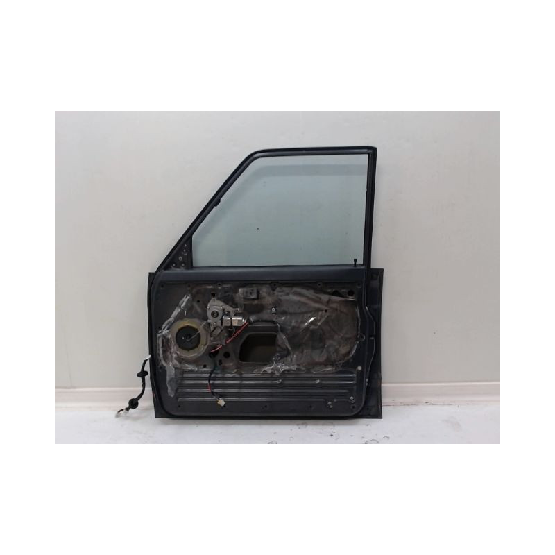 PORTE AVANT DROIT NISSAN PATROL 3P