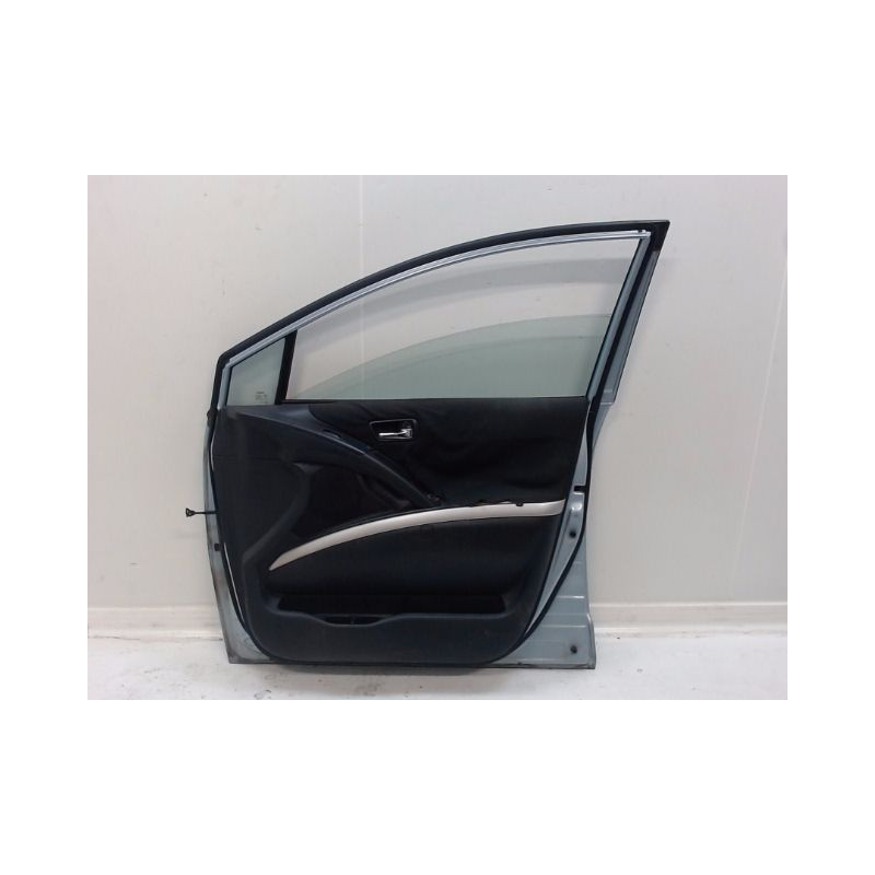 PORTE AVANT DROIT TOYOTA COROLLA VERSO 2004-2007