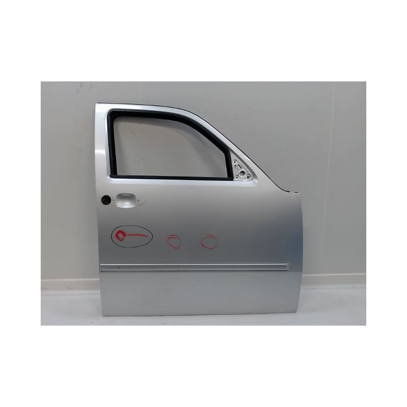PORTE AVANT DROIT DODGE NITRO 2007-