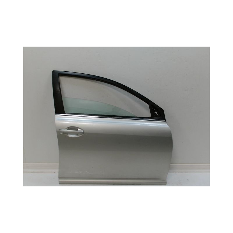 PORTE AVANT DROIT TOYOTA AVENSIS 2005-