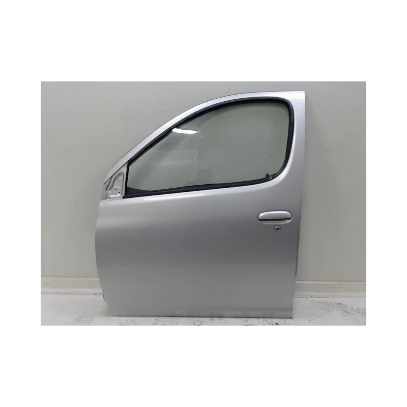 PORTE AVANT GAUCHE TOYOTA YARIS VERSO Phase 1 1999-2003