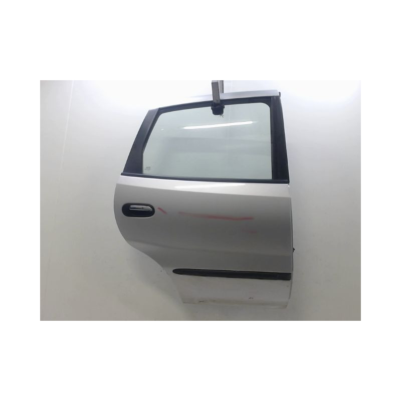 PORTE ARRIERE DROIT NISSAN ALMERA TINO MONOSP. Phase 1 2000-2003