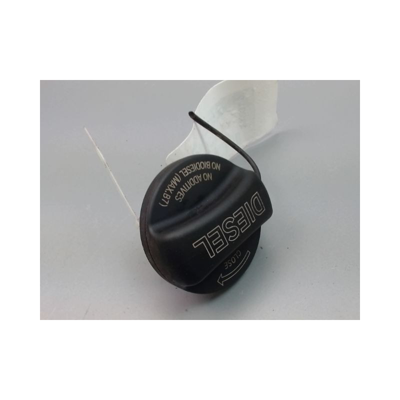 BOUCHON RESERVOIR A CARBURANT BMW SERIE 1 COUPE 2P I (E82) 2007-2013