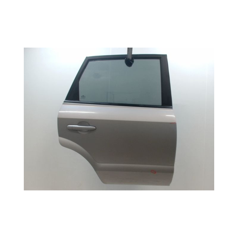 PORTE ARRIERE DROIT HYUNDAI TUCSON BREAK I 2004-2010