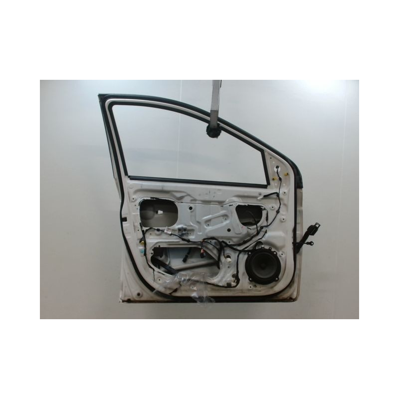 PORTE AVANT GAUCHE HYUNDAI I 20 2009-