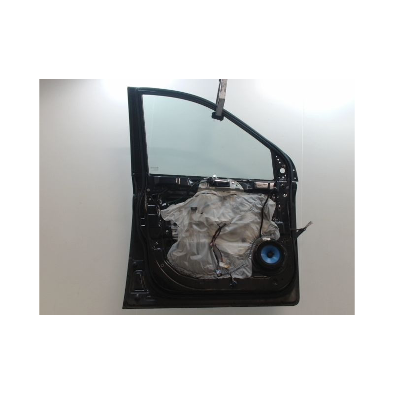 PORTE AVANT GAUCHE KIA CARNIVAL/SEDONA MONOSP. II 2006-2010