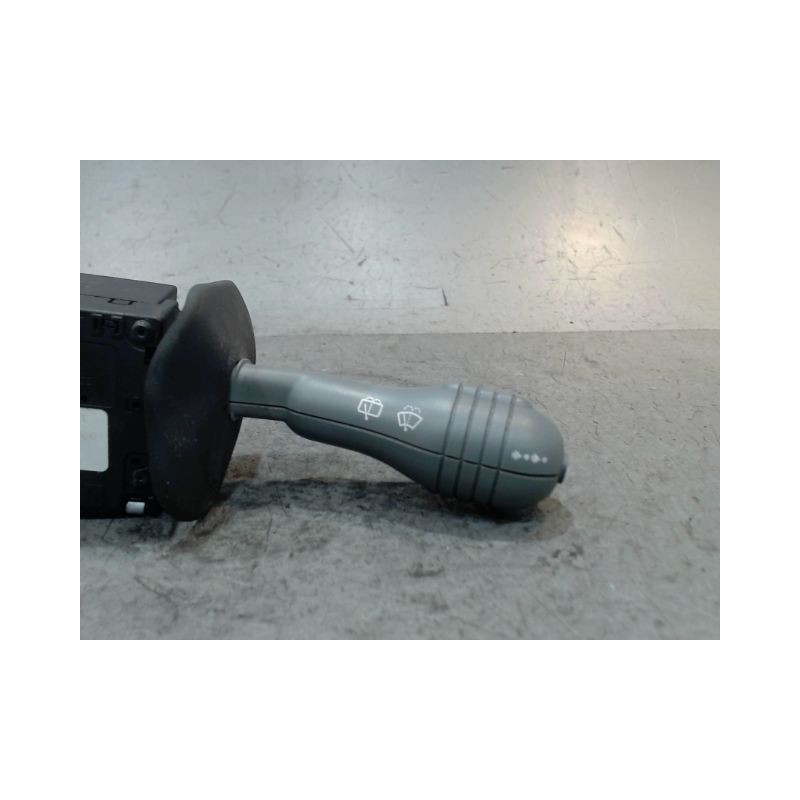 COMMANDE ESSUIE GLACE RENAULT TWINGO