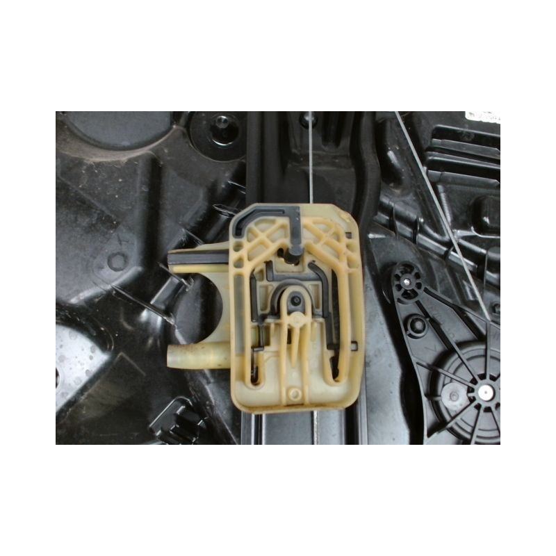 MECANISME+MOTEUR LEVE-GLACE ARRIERE DROIT MERCEDES CLASSE A