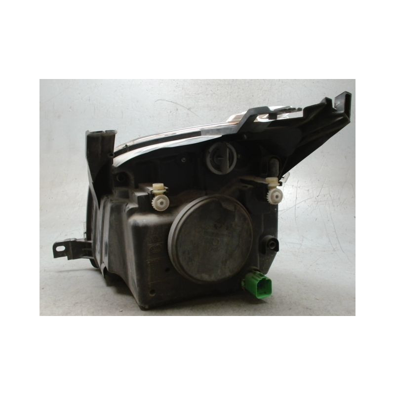 PHARE DROIT FORD FUSION 2005-