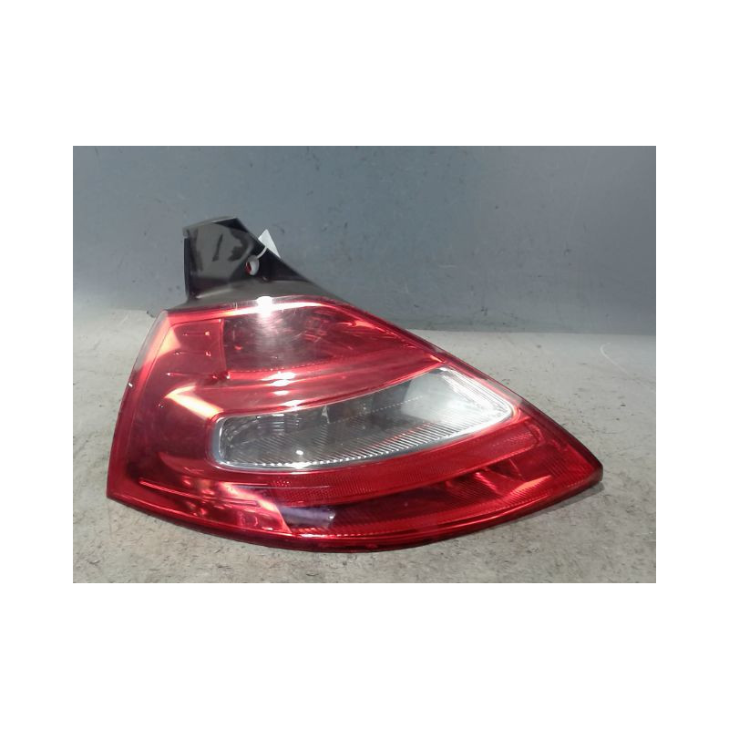 FEU ARRIERE GAUCHE  RENAULT MEGANE II PH2 2006-