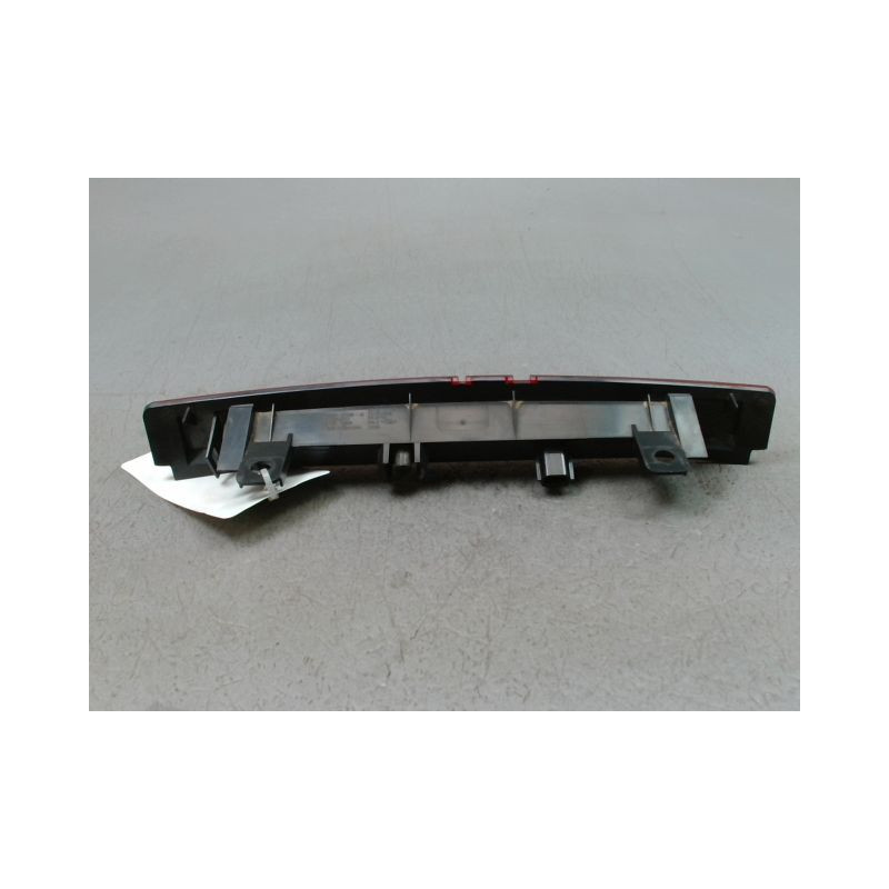 FEUX STOP SUPPLEMENTAIRE NISSAN MICRA 2009-