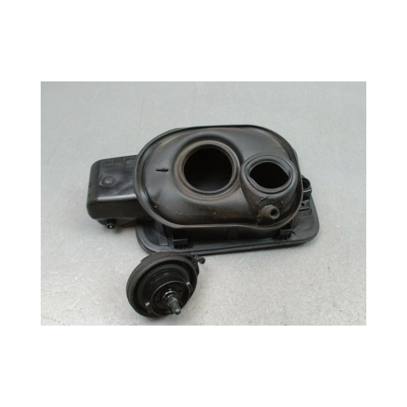 VOLET DE TRAPPE CARBURANT SEAT LEON 2009-
