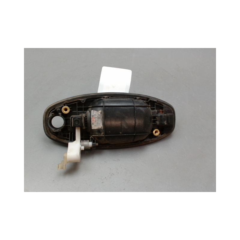 POIGNEE EXTERIEURE PORTE AVANT DROIT HYUNDAI SANTA FE BREAK I 2000-2006