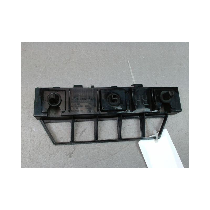 SUPPORT PARE-CHOC ARD HYUNDAI IX20