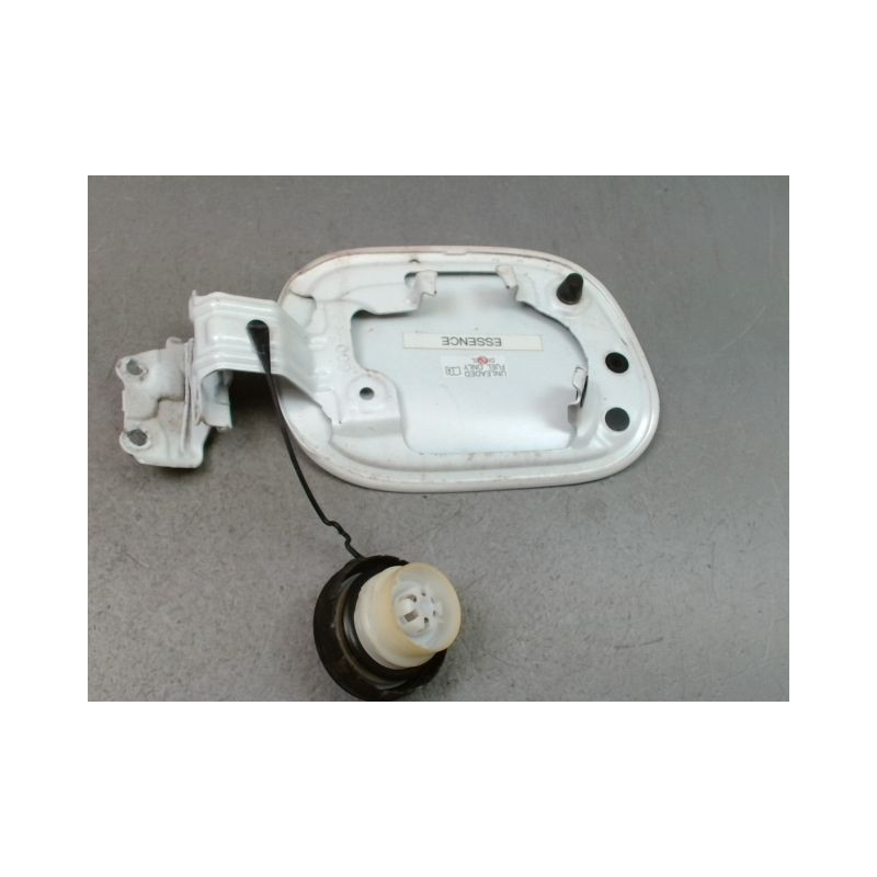 VOLET DE TRAPPE CARBURANT LEXUS NX300H