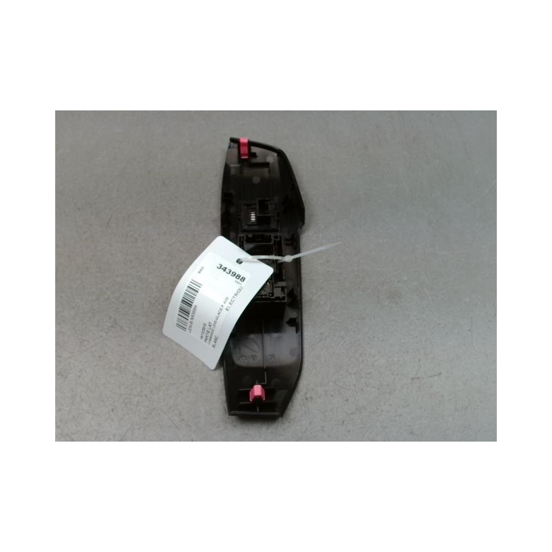COMMANDE LEVE-GLACE PORTE AVD LEXUS NX300H