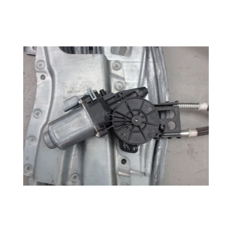 MECANISME LEVE-GLACE ARRIERE DROIT CITROEN C3