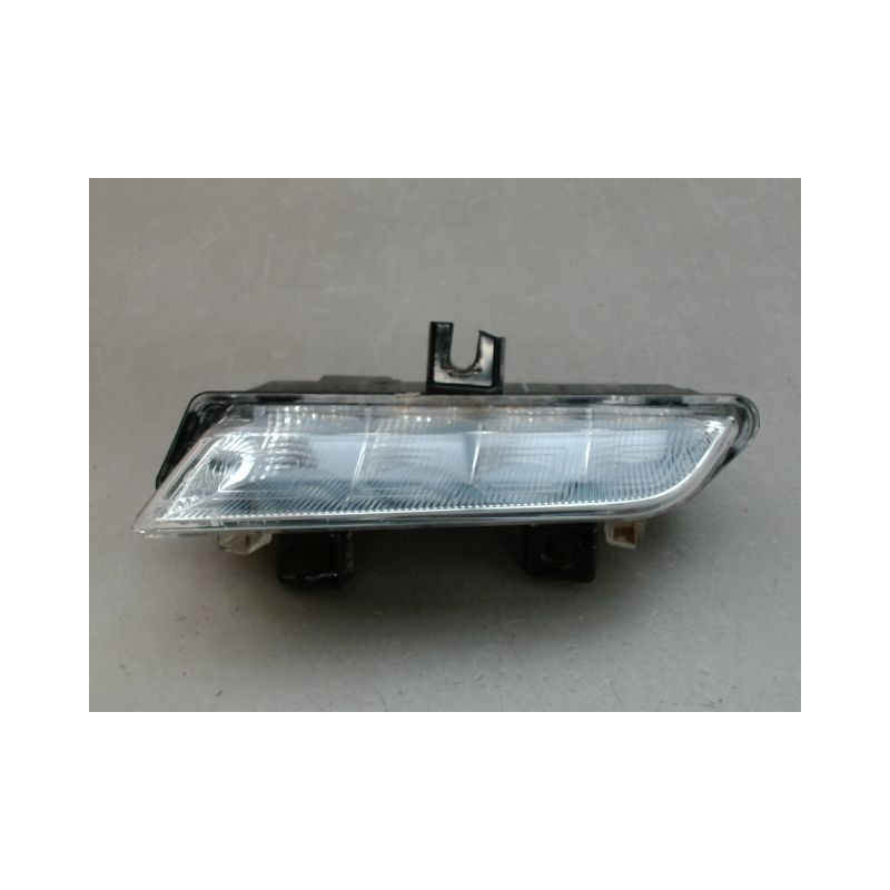 FEUX POSITION GAUCHE RENAULT CLIO