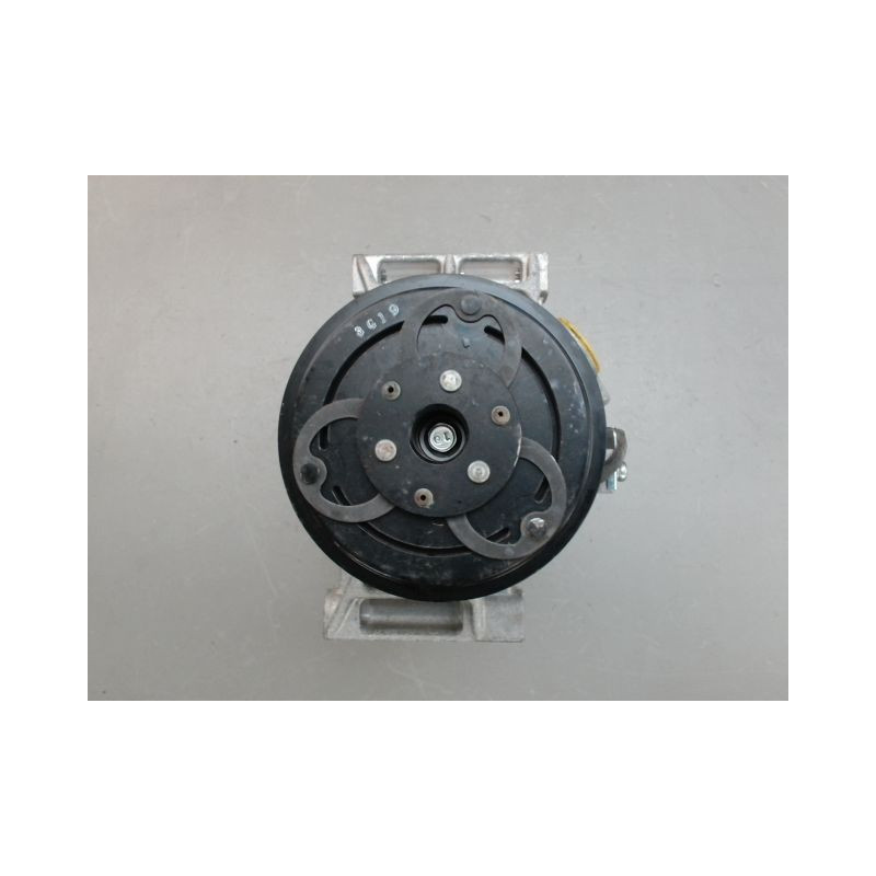 COMPRESSEUR AIR CONDITIONNE DACIA SANDERO