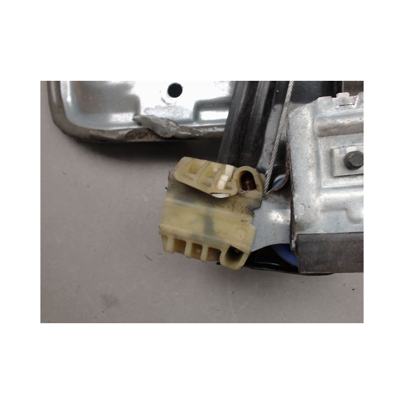 MECANISME LEVE-GLACE AVANT GAUCHE VOLKSWAGEN POLO
