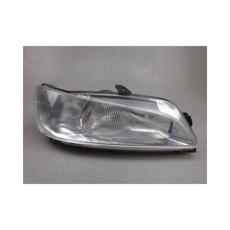 PHARE DROIT PEUGEOT 306
