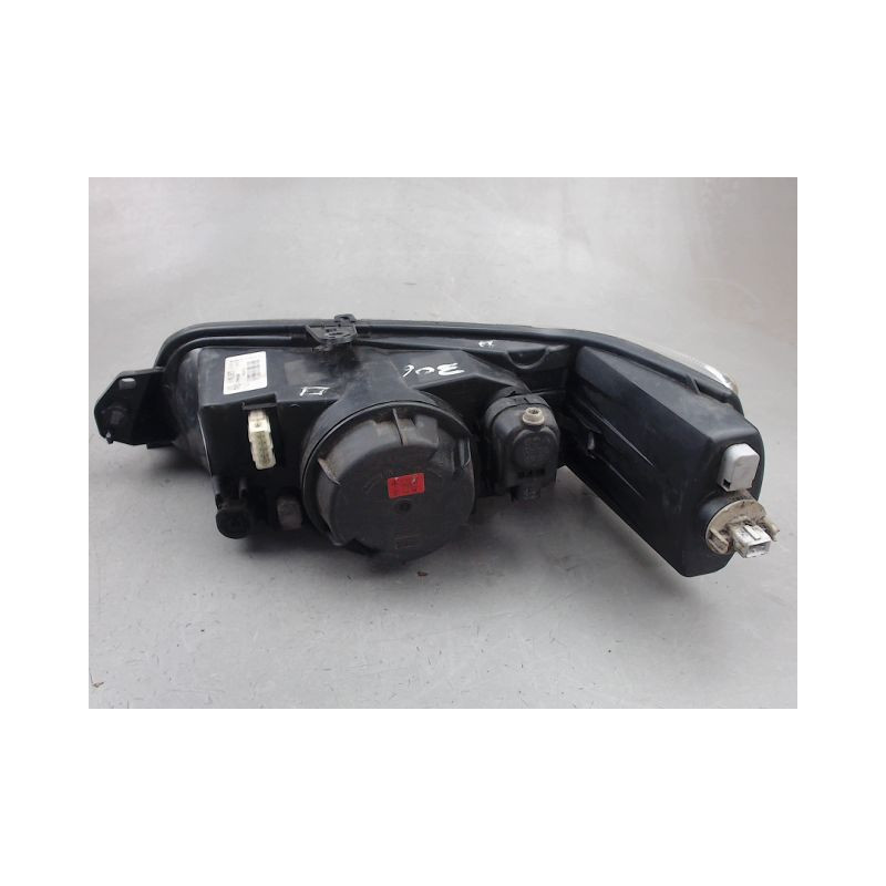 PHARE DROIT PEUGEOT 306