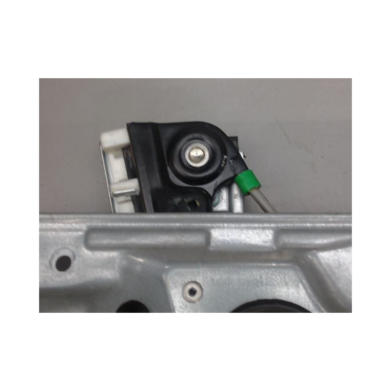MECANISME LEVE-GLACE AVANT GAUCHE VOLKSWAGEN POLO