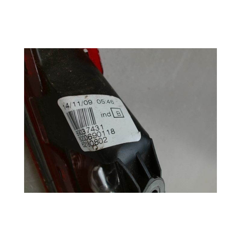 FEUX STOP SUPPLEMENTAIRE DACIA LOGAN