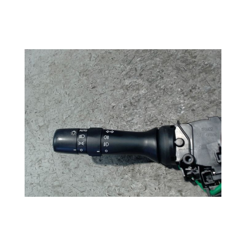 COMMANDE CLIGNOTANT TOYOTA PRIUS 2004-