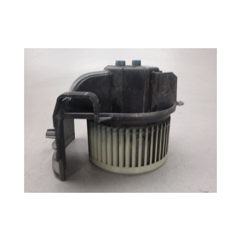 MOTEUR VENTILATEUR CHAUFFAGE RENAULT KANGOO