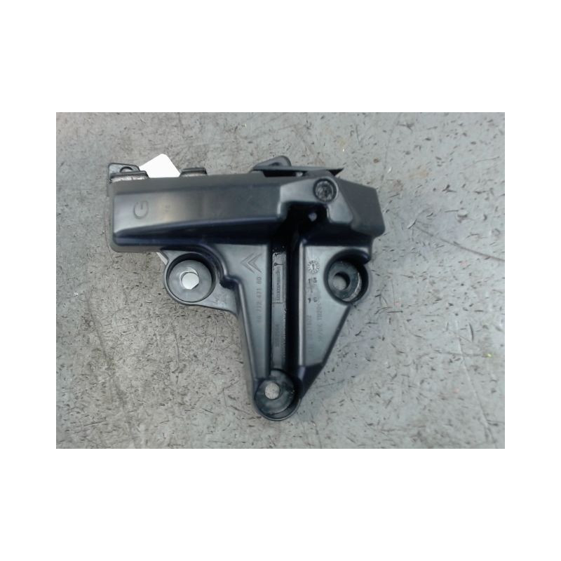 SUPPORT PARE-CHOC ARD CITROEN C4 2010-