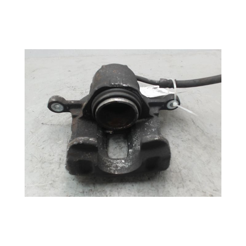 ETRIER DE FREIN AVANT DROIT HYUNDAI I 20 2009-