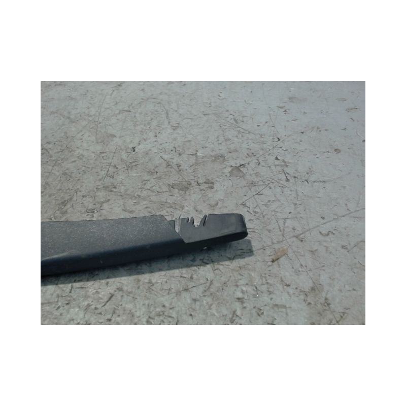 BRAS ESSUIE-GLACE ARRIERE RENAULT TWINGO 2 2010-
