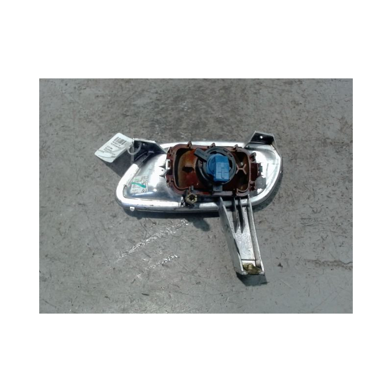 PHARE ANTIBROUILLARD AVANT DROIT PEUGEOT 106 96-2003