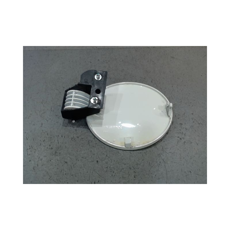 VOLET DE TRAPPE CARBURANT FIAT 500