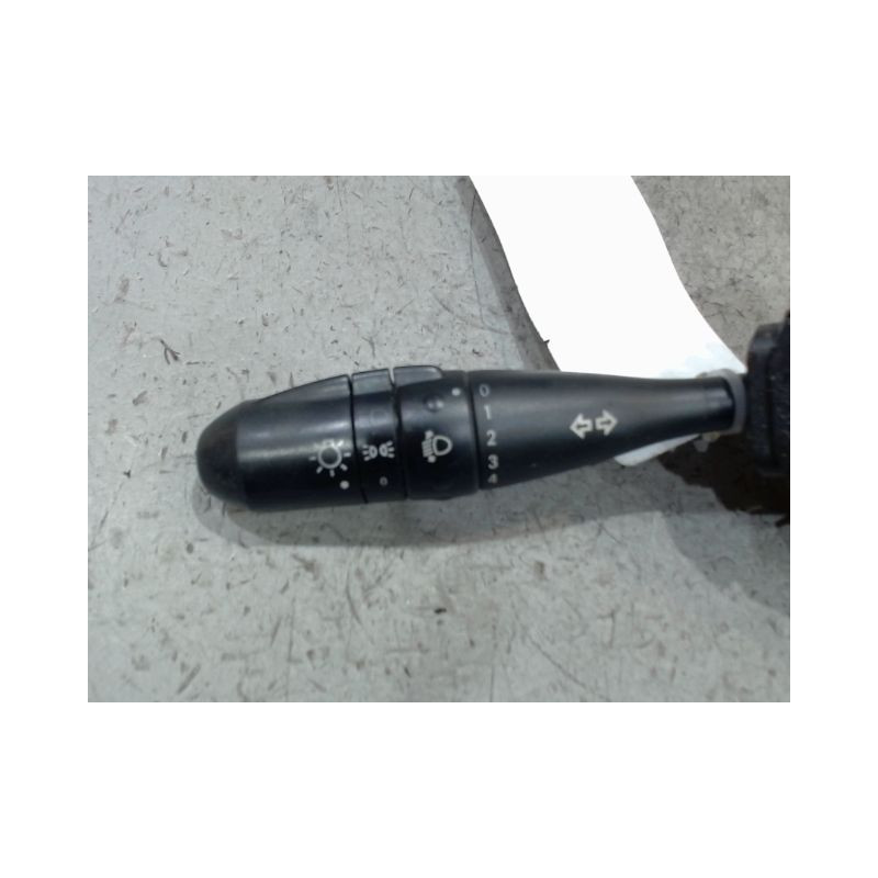 COMMANDE CLIGNOTANT MITSUBISHI COLT