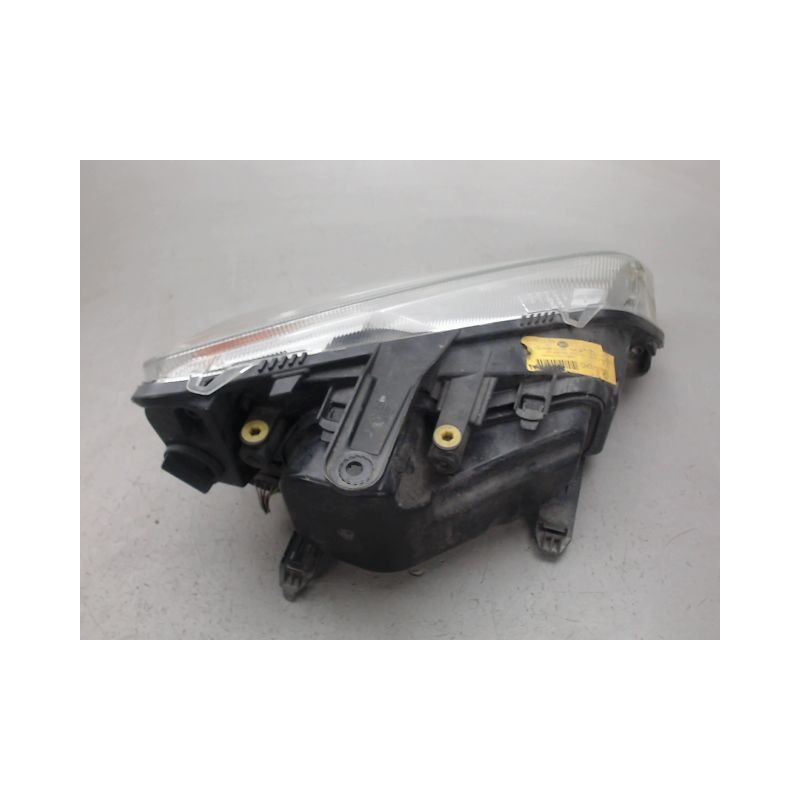 PHARE GAUCHE FORD FOCUS