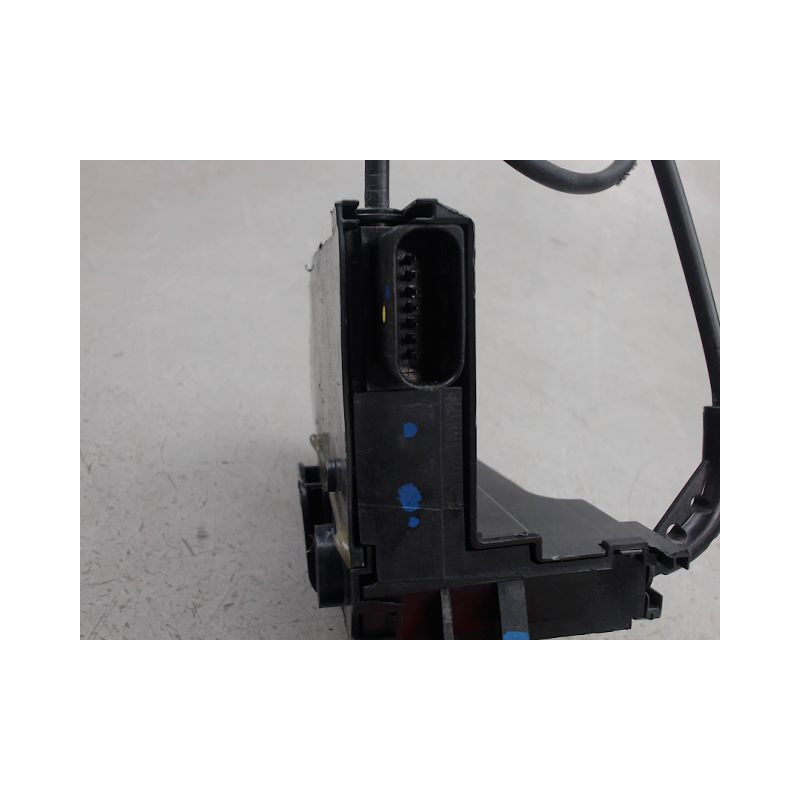 SYSTEME CONDAMNATION AVANT GAUCHE CITROEN C4