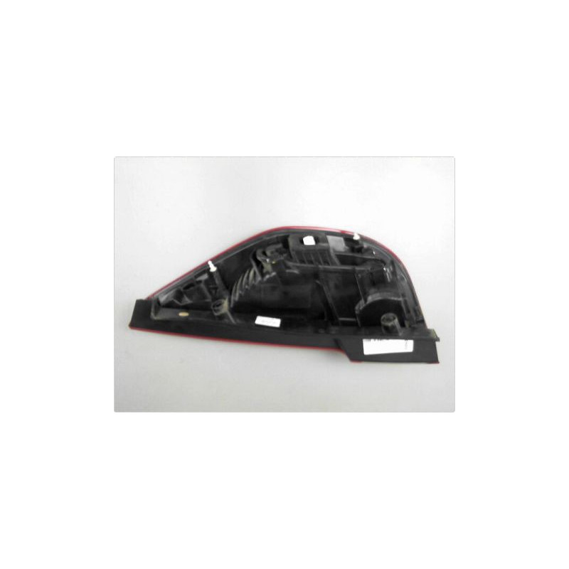 FEU ARRIERE GAUCHE  RENAULT SCENIC III 09-2011