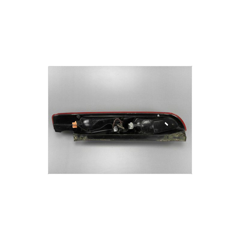 FEU ARRIERE GAUCHE  FORD FOCUS II 08-10