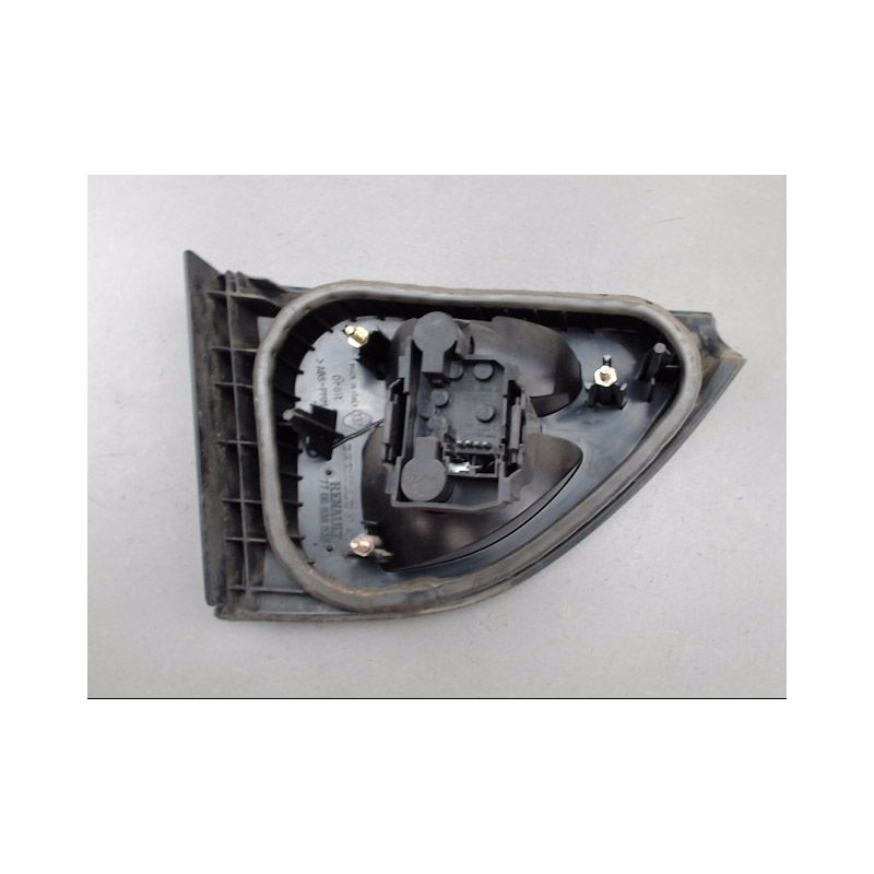 FEU ARRIERE INTERIEUR DROIT RENAULT MEGANE I PH1 CLASSIC -99