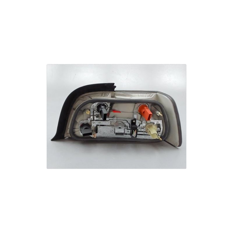 FEU ARRIERE GAUCHE  BMW SERIE 3 (E36) 91-98