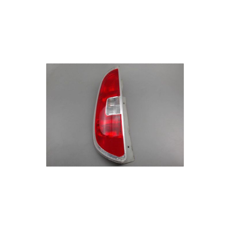 FEU ARRIERE GAUCHE  SKODA ROOMSTER
