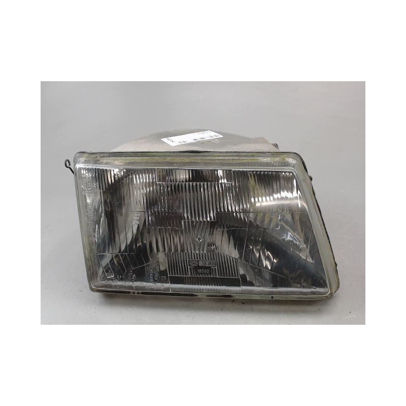 PHARE DROIT PEUGEOT 309