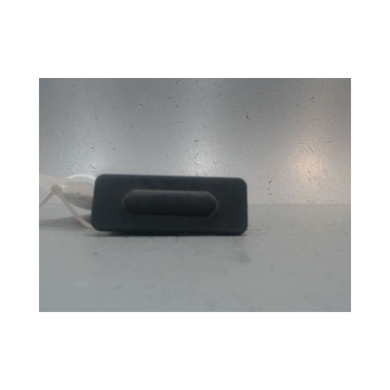 POIGNEE EXTERIEURE HAYON RENAULT MEGANE