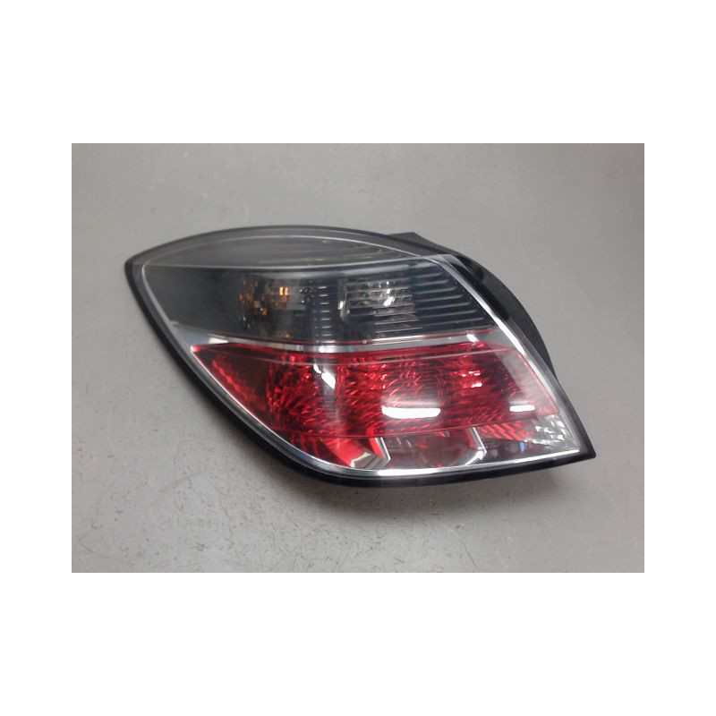 FEU ARRIERE GAUCHE  OPEL ASTRA