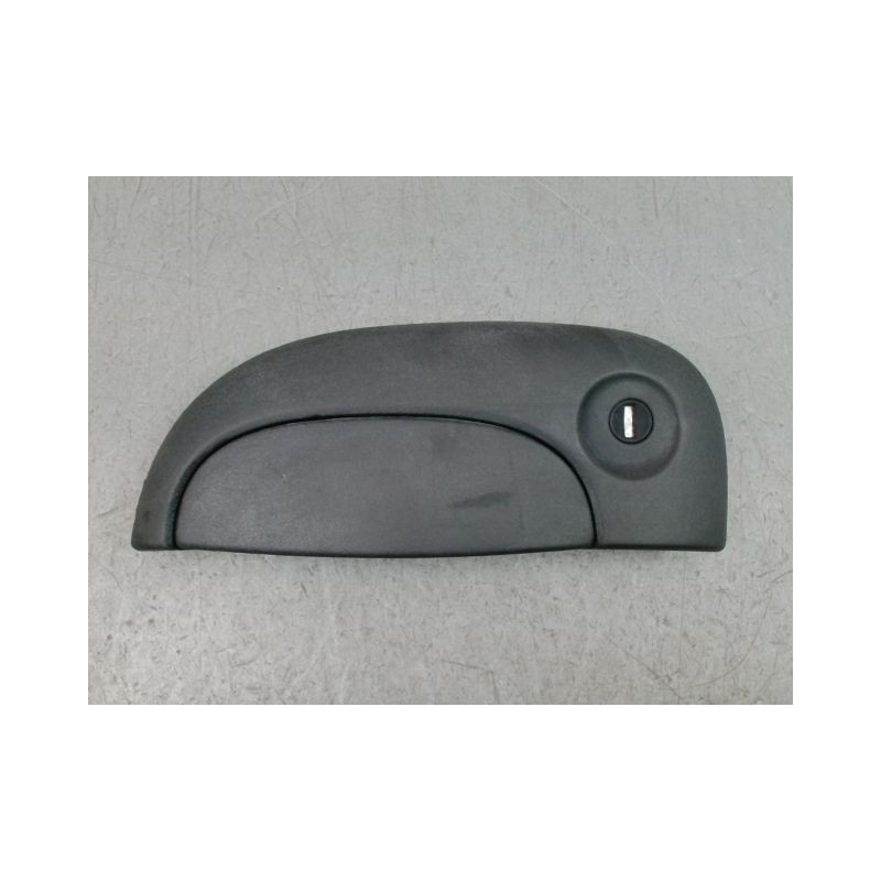 POIGNEE EXTERIEURE PORTE AVANT GAUCHE RENAULT KANGOO BREAK I Phase 2 2003-2007