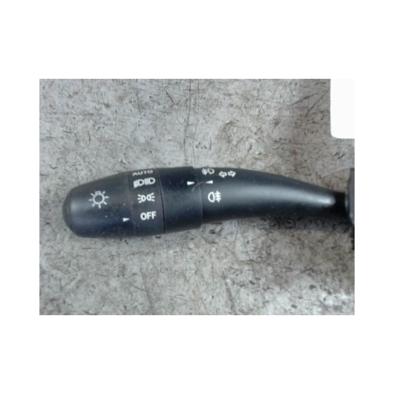 COMMANDE CLIGNOTANT KIA CEE-D