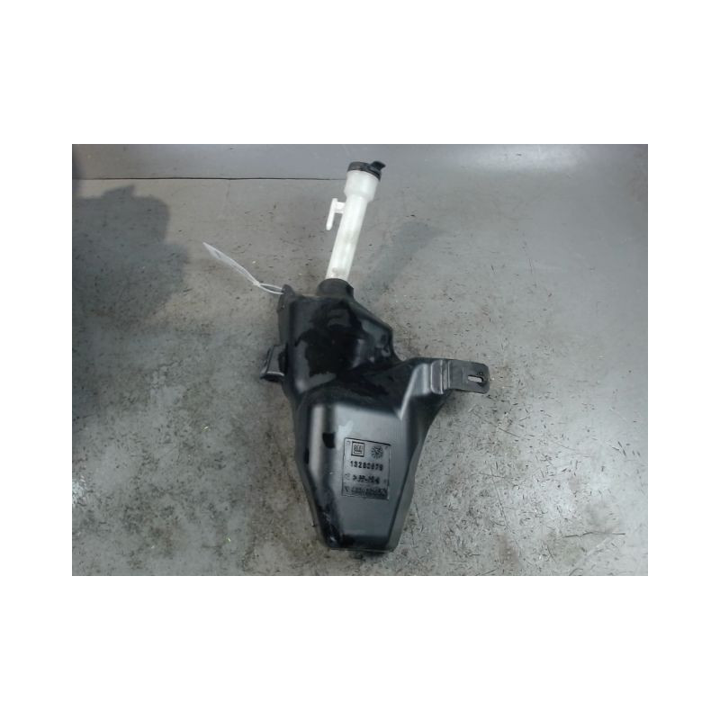 RESERVOIR LAVE-GLACE AVANT CHEVROLET CRUZE
